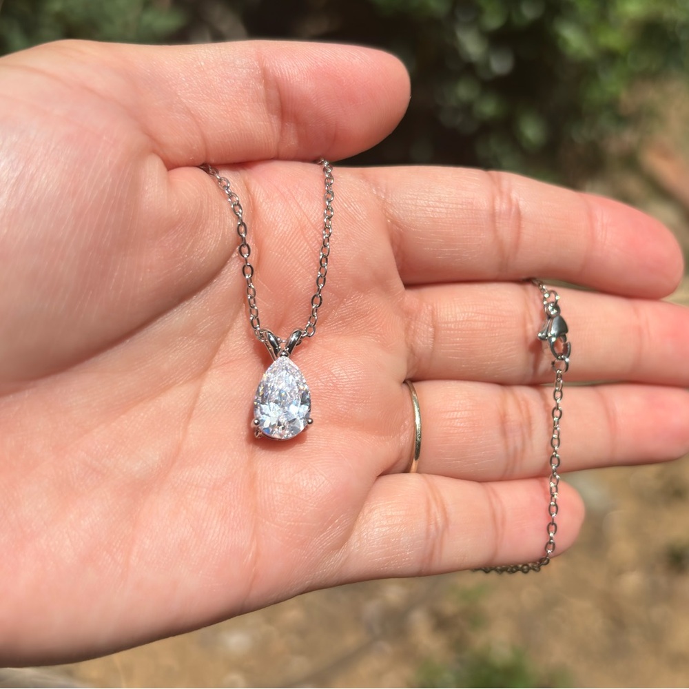 18K White Gold Plated Stainless Steel Diamond Pendant Necklace - Picture 5 of 5